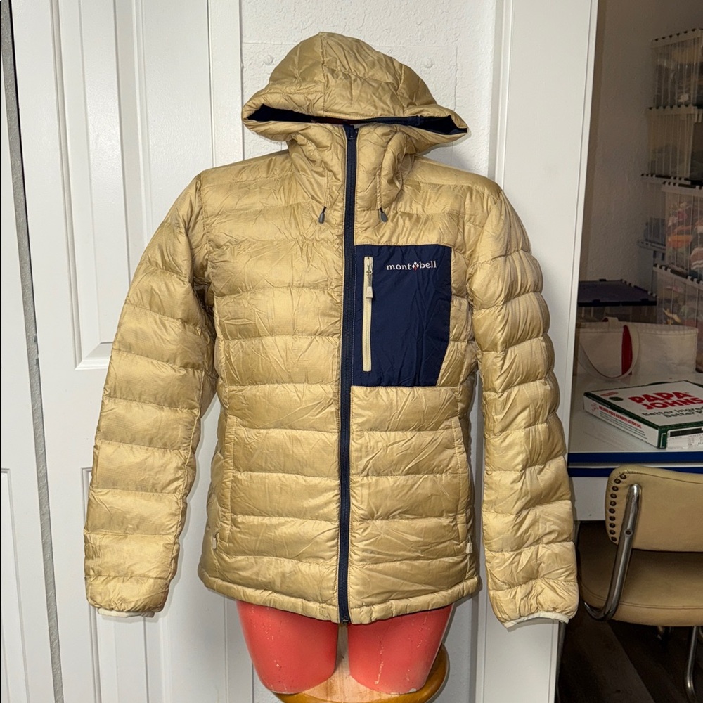 Mont-Bell reversible jacket hoodie down